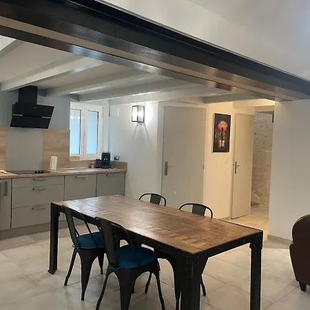 Cosy 70m2 Avec Jardin 900 M Cure * 约泽克